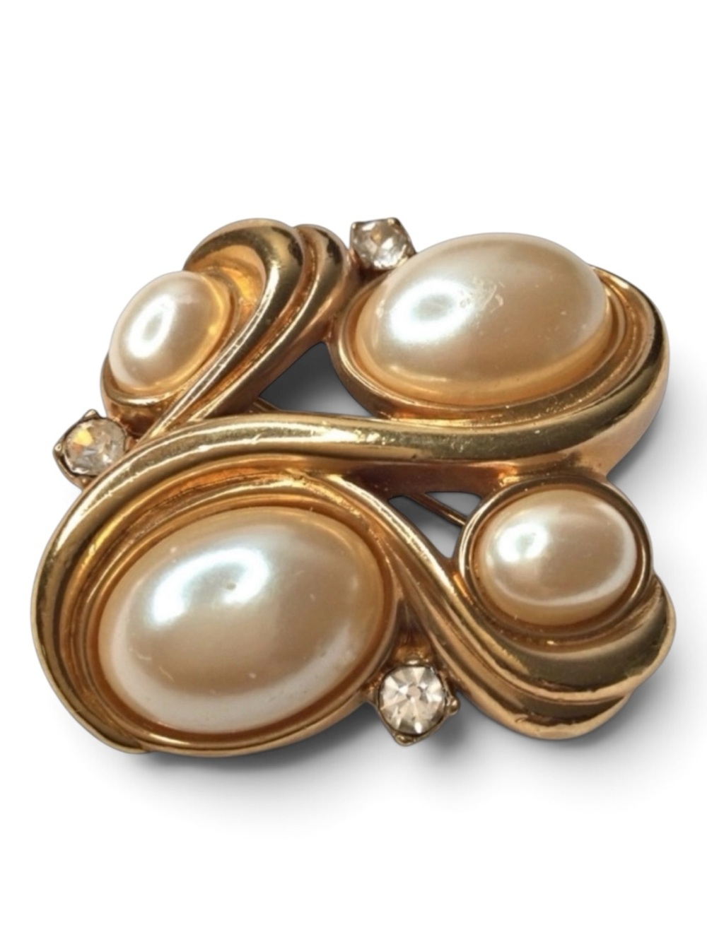 Vintage MONET Gold‑Tone Faux Pearl & Rhinestone Brooch - Picture 4 of 12